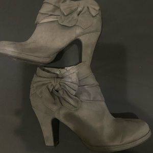 Grey booties worn once